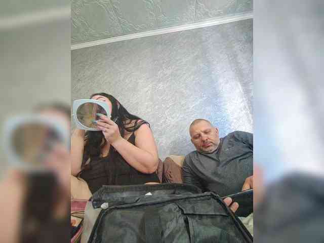 Cleopatra1990 webcam