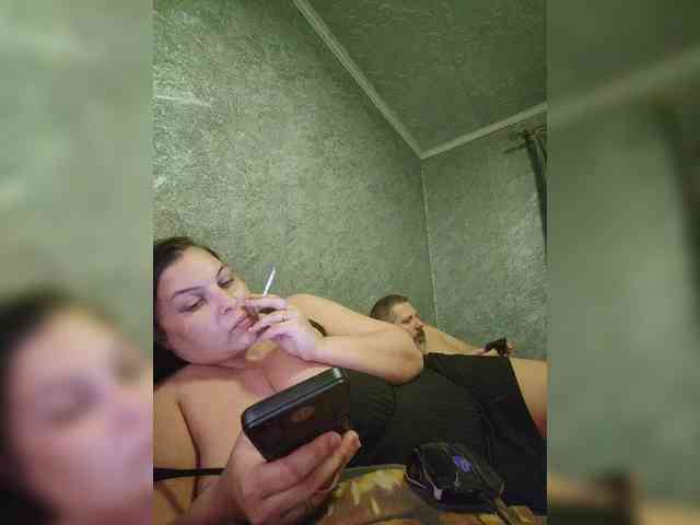 Cleopatra1990 webcam