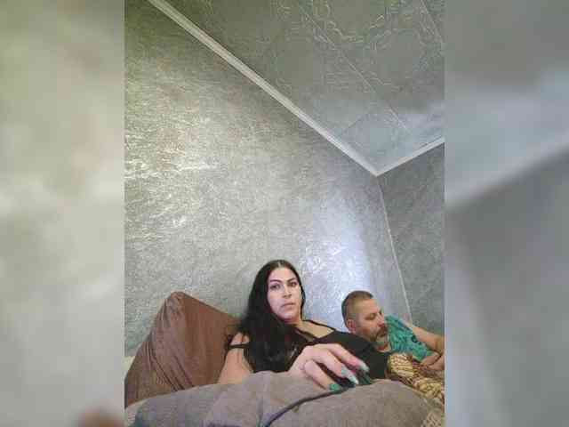 Cleopatra1990 webcam