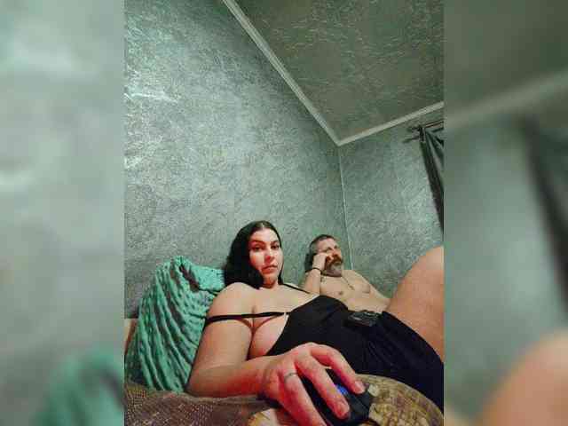 Cleopatra1990 webcam