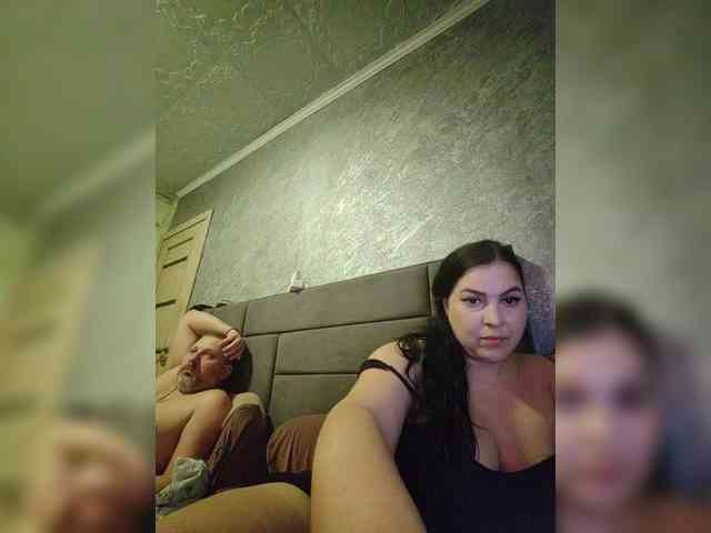 Cleopatra1990 webcam