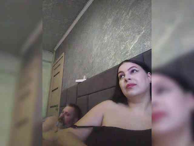 Cleopatra1990 webcam