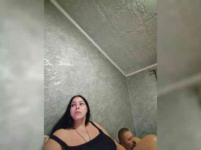 Cleopatra1990 webcam