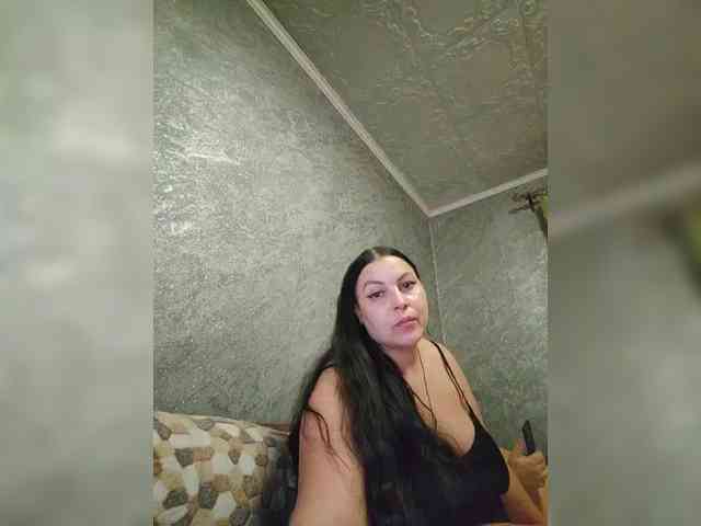 Cleopatra1990 webcam