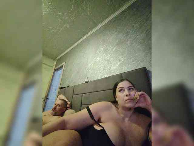 Cleopatra1990 webcam