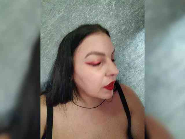 Cleopatra1990 webcam