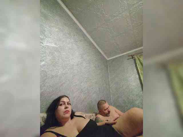 Cleopatra1990 webcam