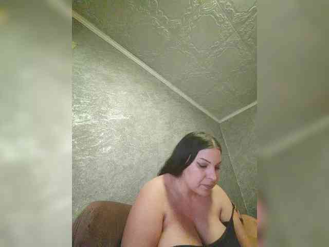 Cleopatra1990 webcam