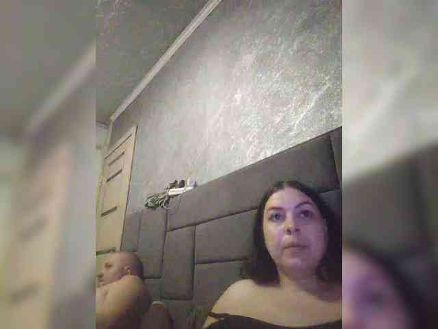 Cleopatra1990 webcam