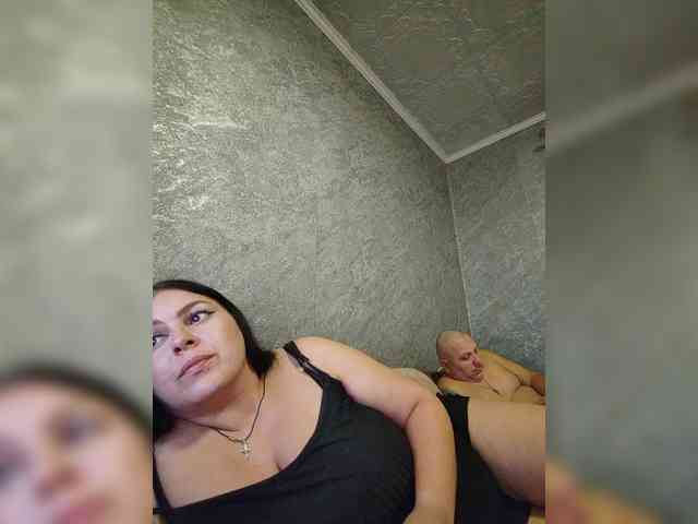 kissmabont Live Webcam on BongaCams