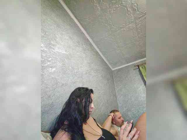 Cleopatra1990 webcam