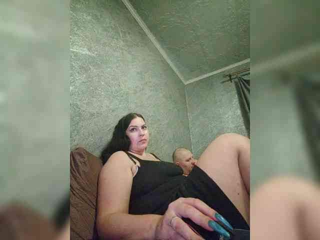 Cleopatra1990 webcam