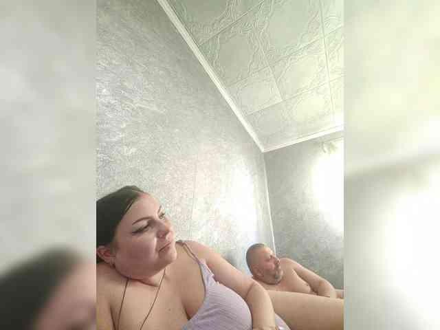 Cleopatra1990 webcam