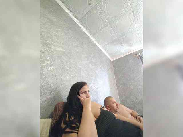 Cleopatra1990 webcam