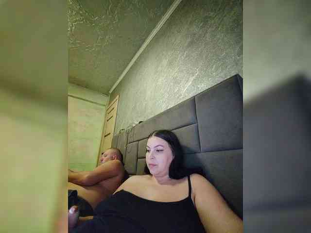 Cleopatra1990 webcam