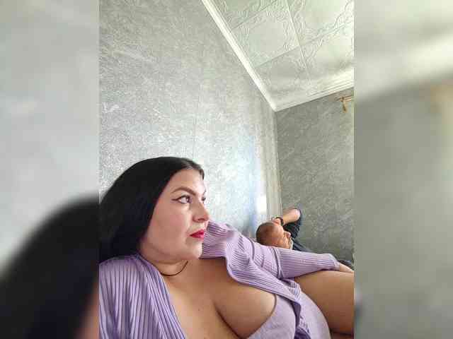 Cleopatra1990 webcam