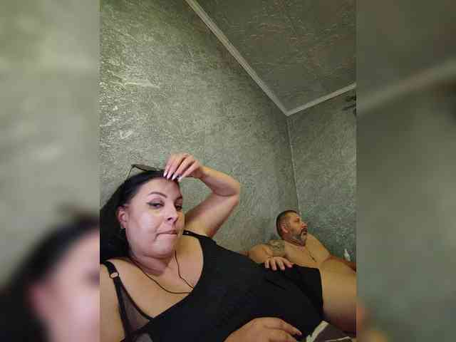 Cleopatra1990 webcam