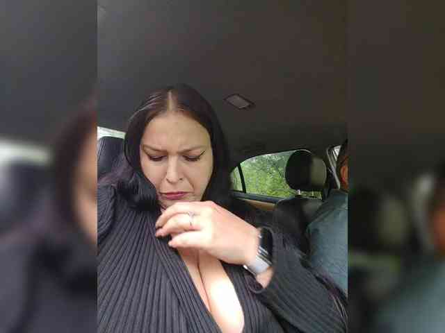 Cleopatra1990 webcam