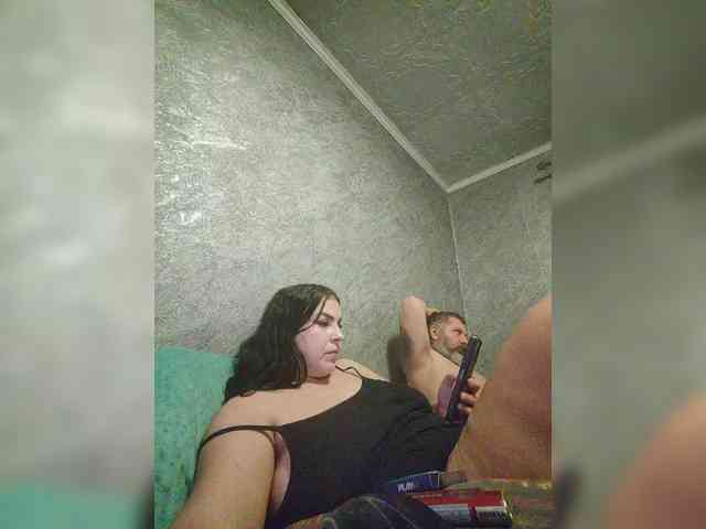 Cleopatra1990 webcam