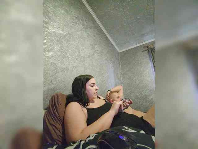 Cleopatra1990 webcam