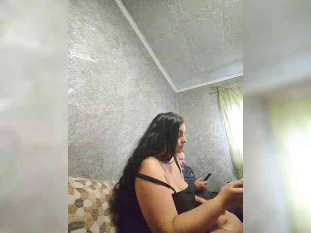 Cleopatra1990 webcam