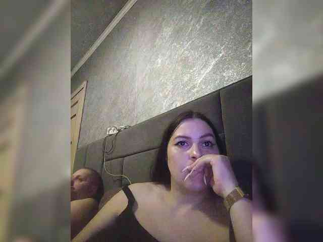 Cleopatra1990 webcam