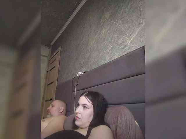 Cleopatra1990 webcam