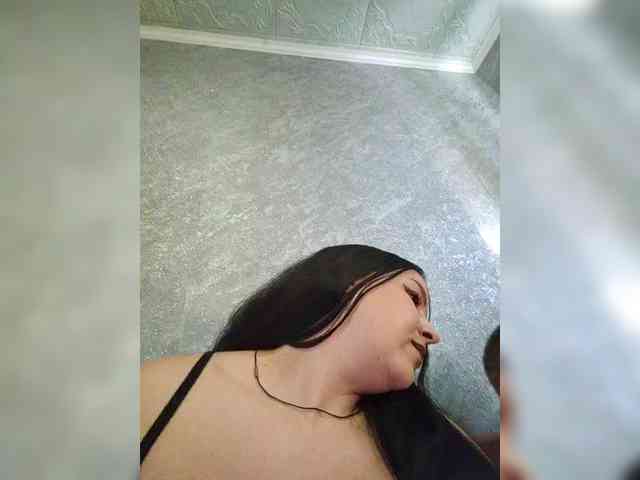 Cleopatra1990 webcam