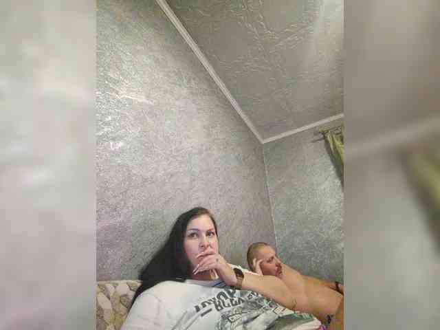 Cleopatra1990 webcam