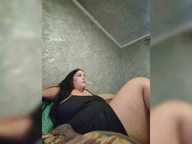 Cleopatra1990 webcam