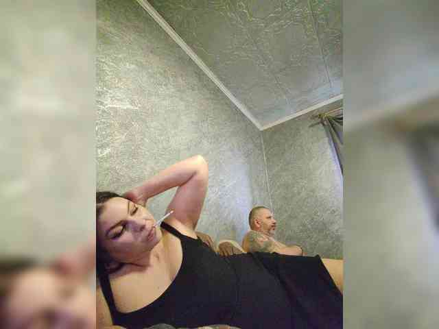 Cleopatra1990 webcam