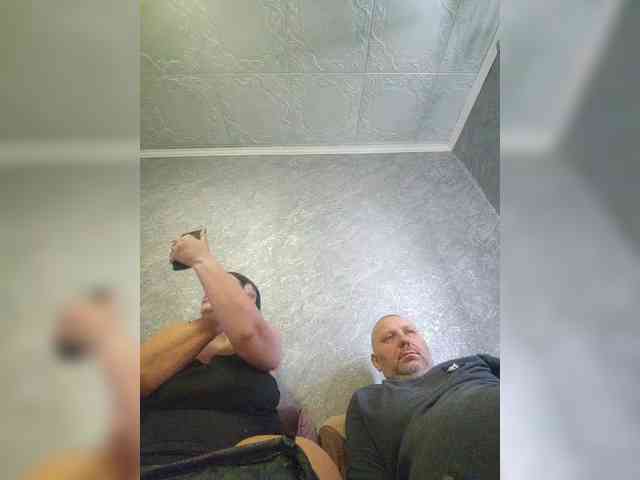 Cleopatra1990 webcam