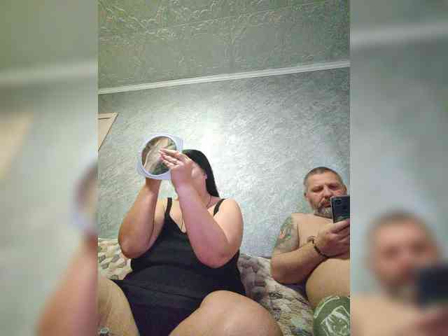 Cleopatra1990 webcam