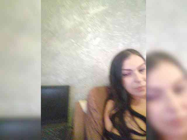 Cleopatra1990 webcam