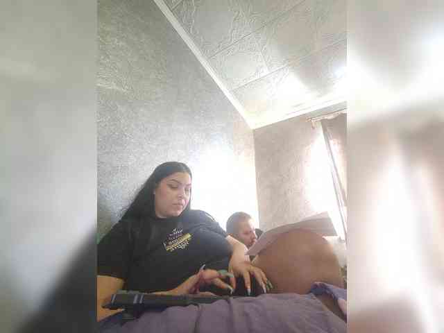 Cleopatra1990 webcam