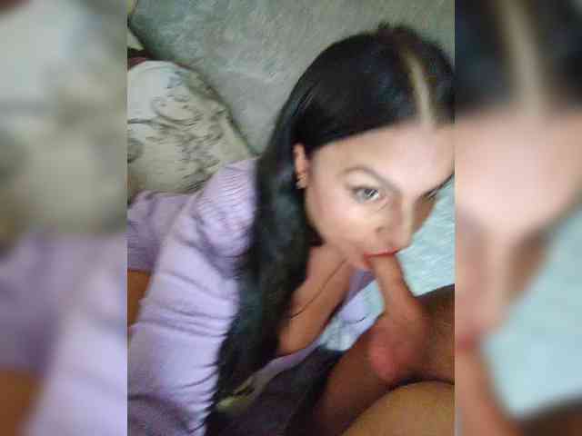 Cleopatra1990 webcam