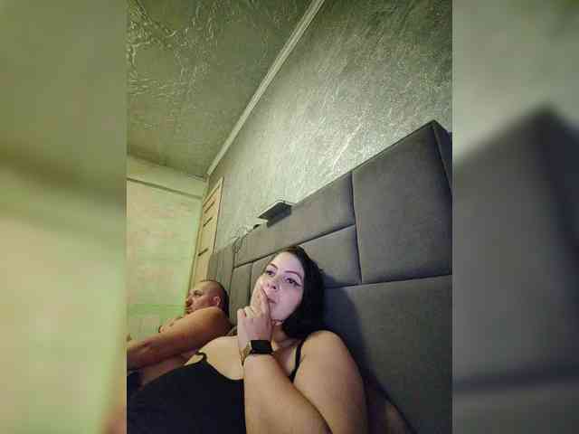 Cleopatra1990 webcam