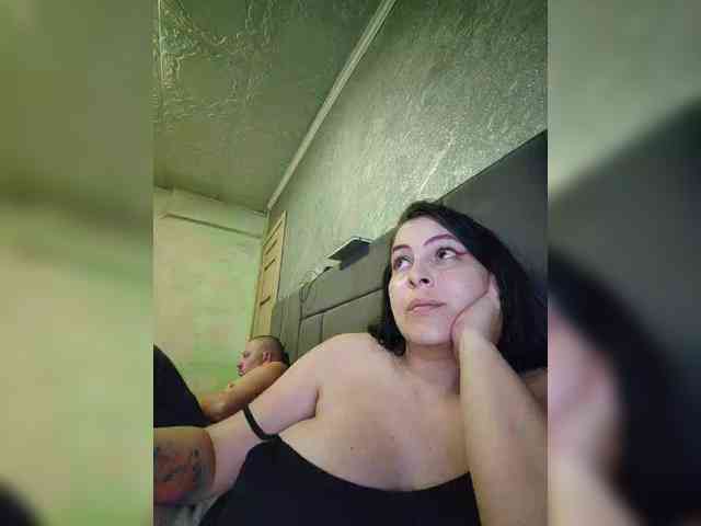 Cleopatra1990 webcam