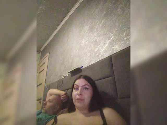 Cleopatra1990 webcam