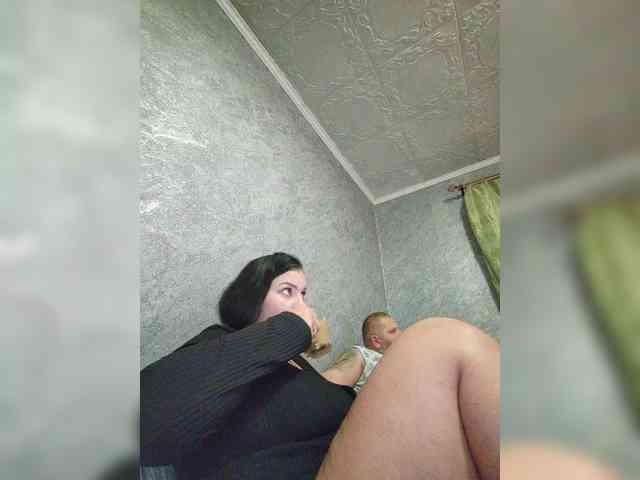 Cleopatra1990 webcam