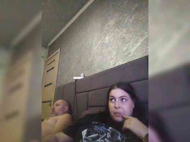 Cleopatra1990 webcam