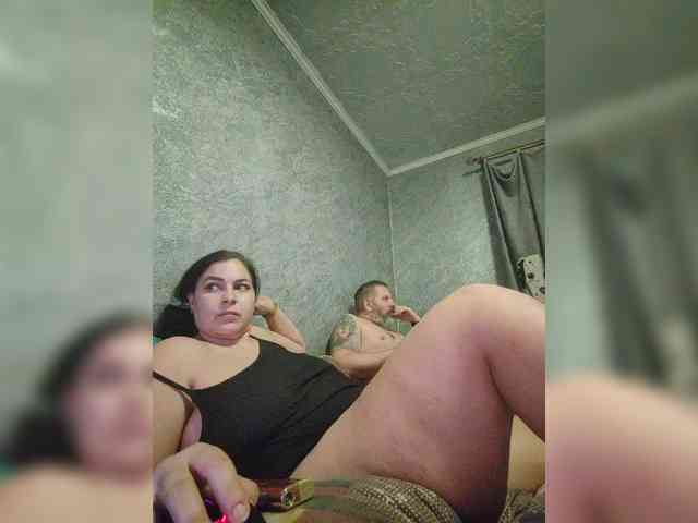 Cleopatra1990 webcam