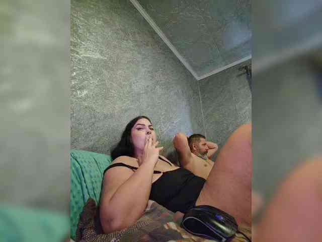 Cleopatra1990 webcam