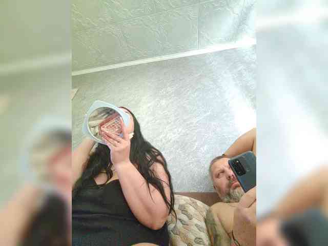 Cleopatra1990 webcam