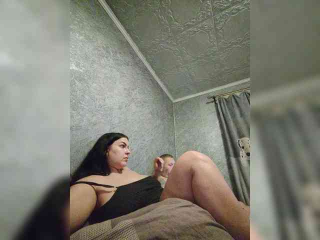 Cleopatra1990 webcam