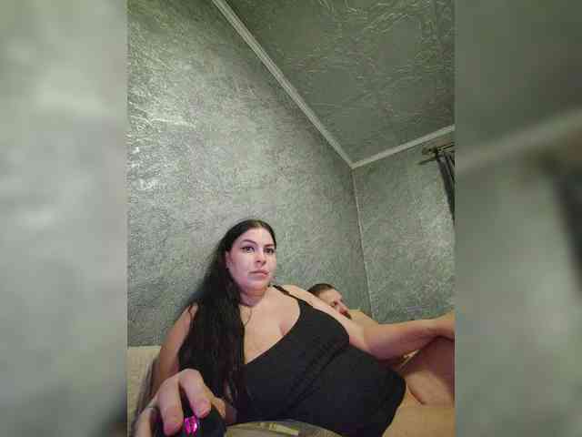 Cleopatra1990 webcam