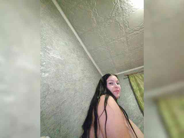 Cleopatra1990 webcam