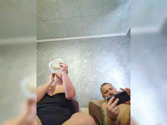 Cleopatra1990 webcam