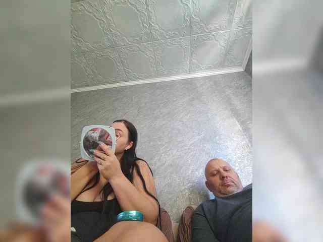 Cleopatra1990 webcam