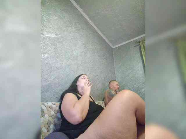 Cleopatra1990 webcam